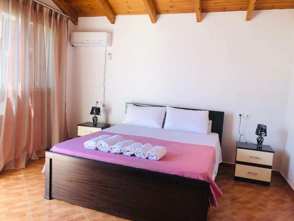 Imperial Apartments Ksamil Eksteriør billede