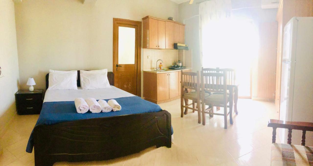 Imperial Apartments Ksamil Eksteriør billede